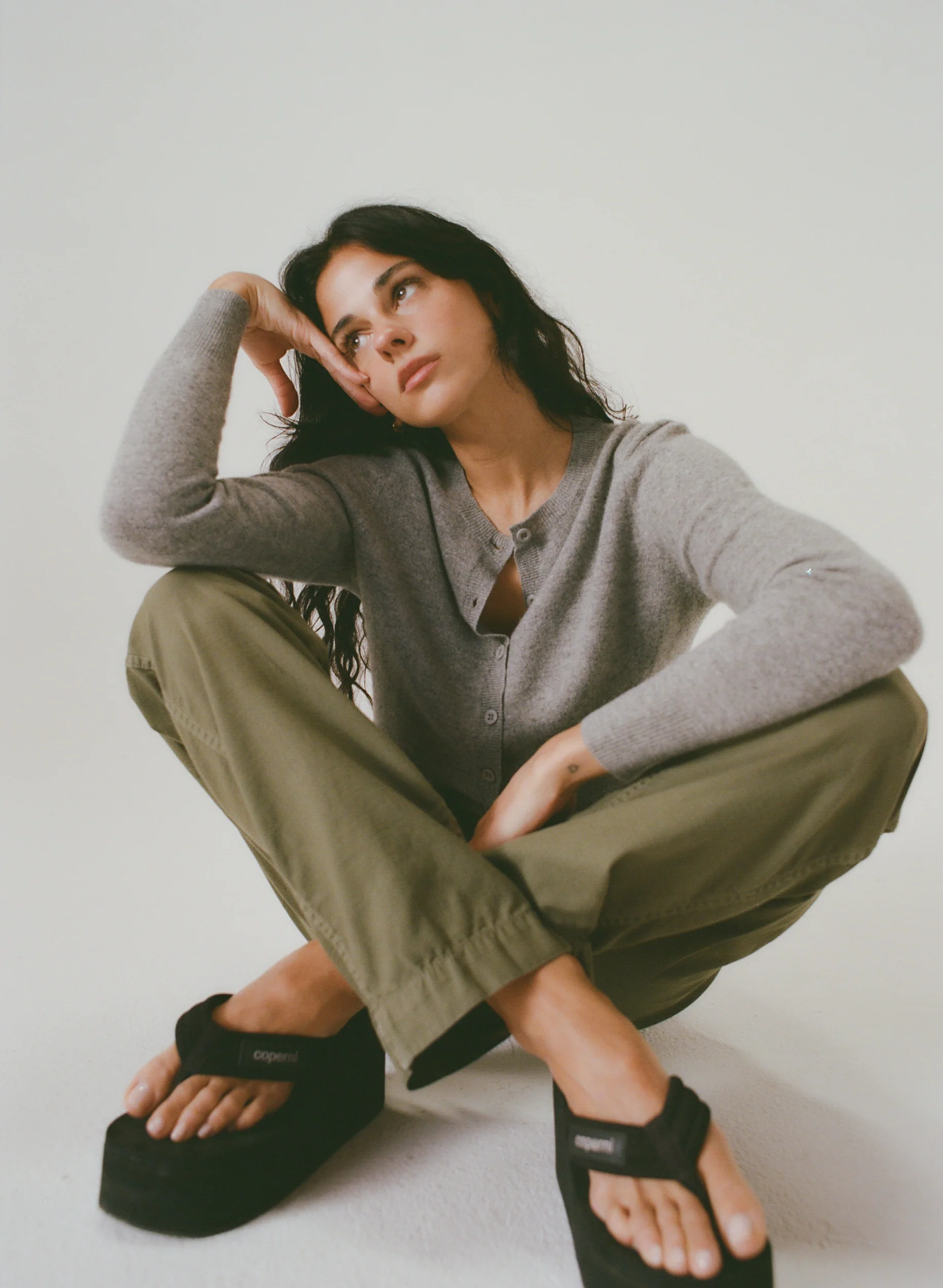 Women's Cashmere Cardigan - Image 3