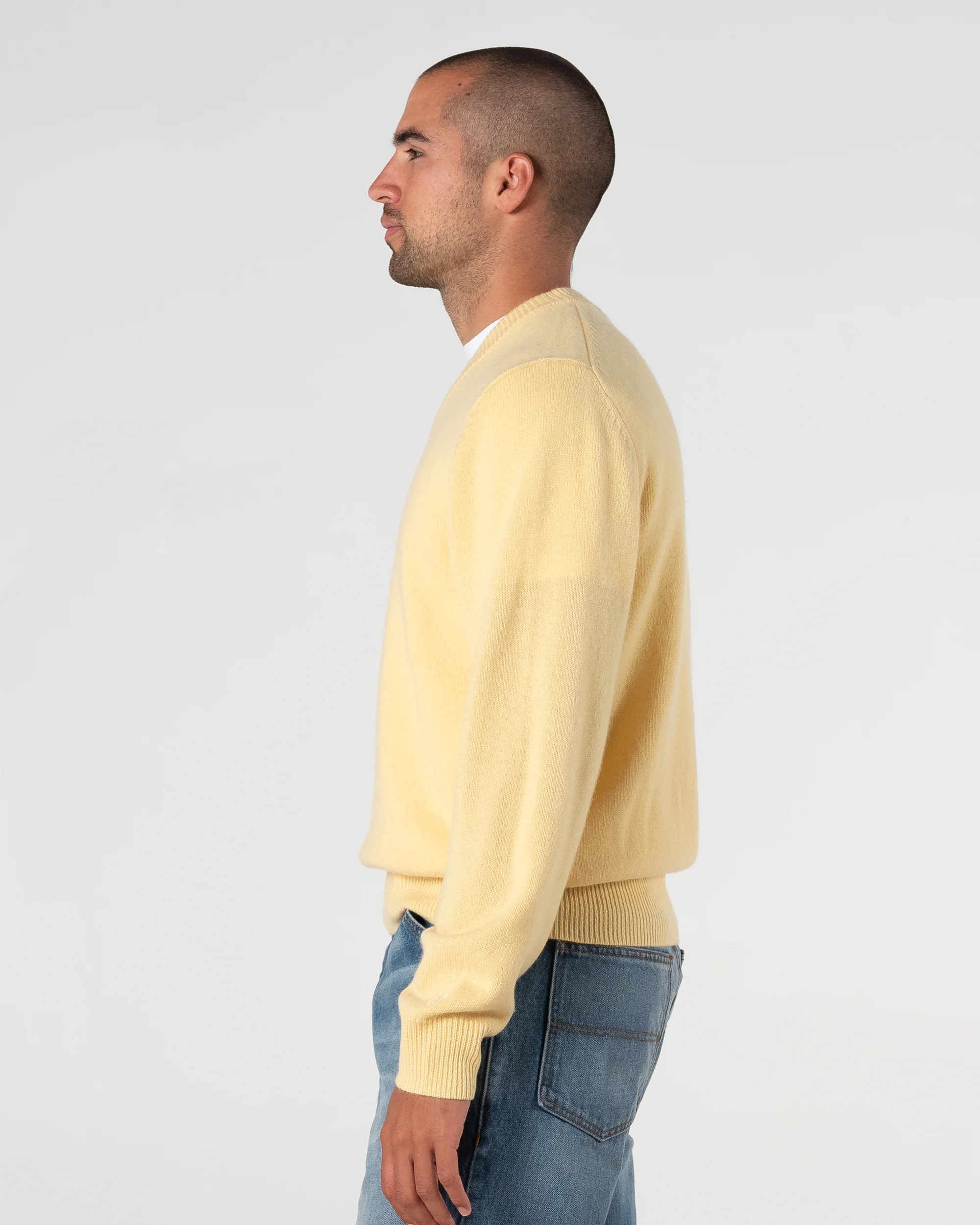 Cashmere V-Neck Knit - Image 10