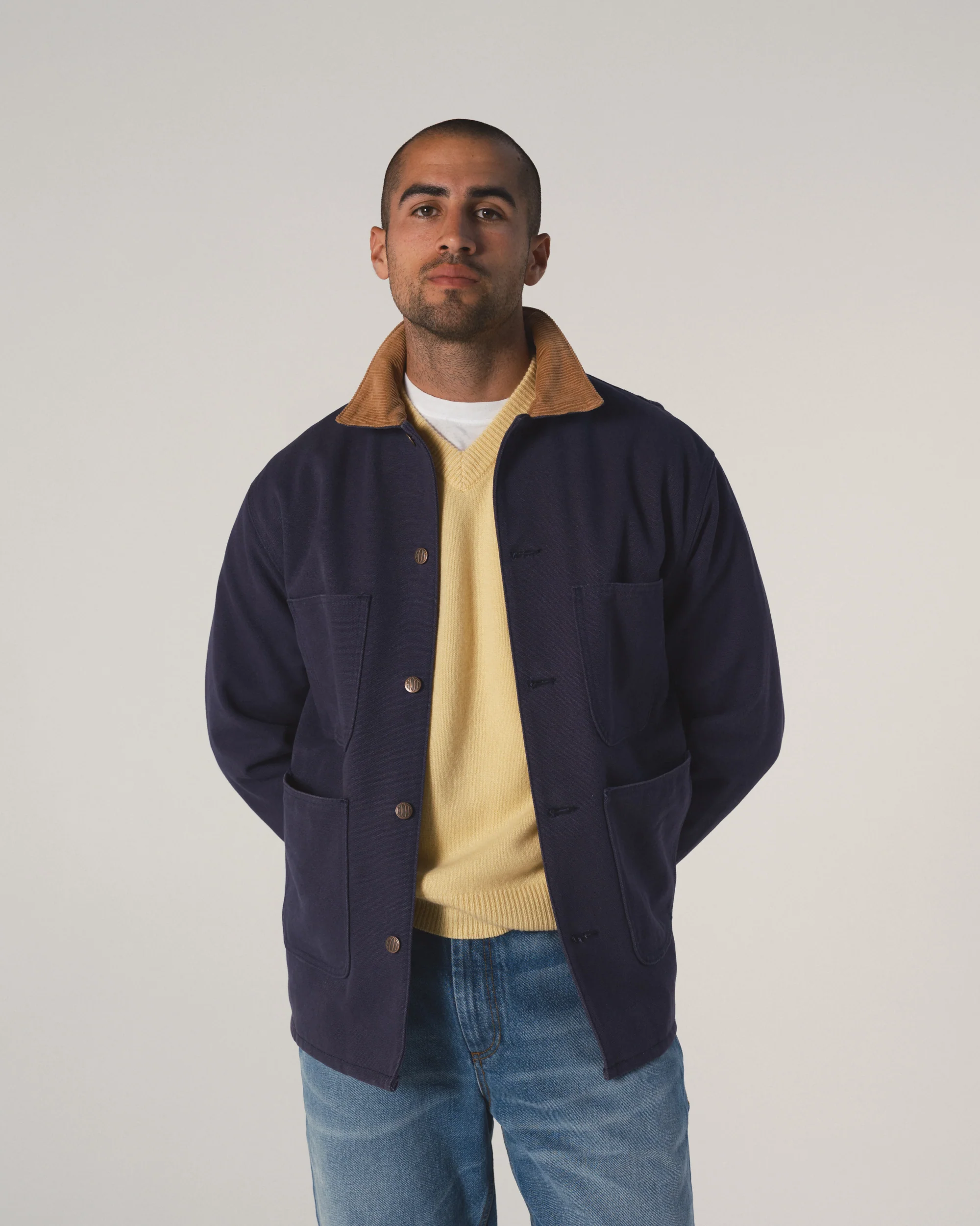 Cashmere V-Neck Knit - Image 18