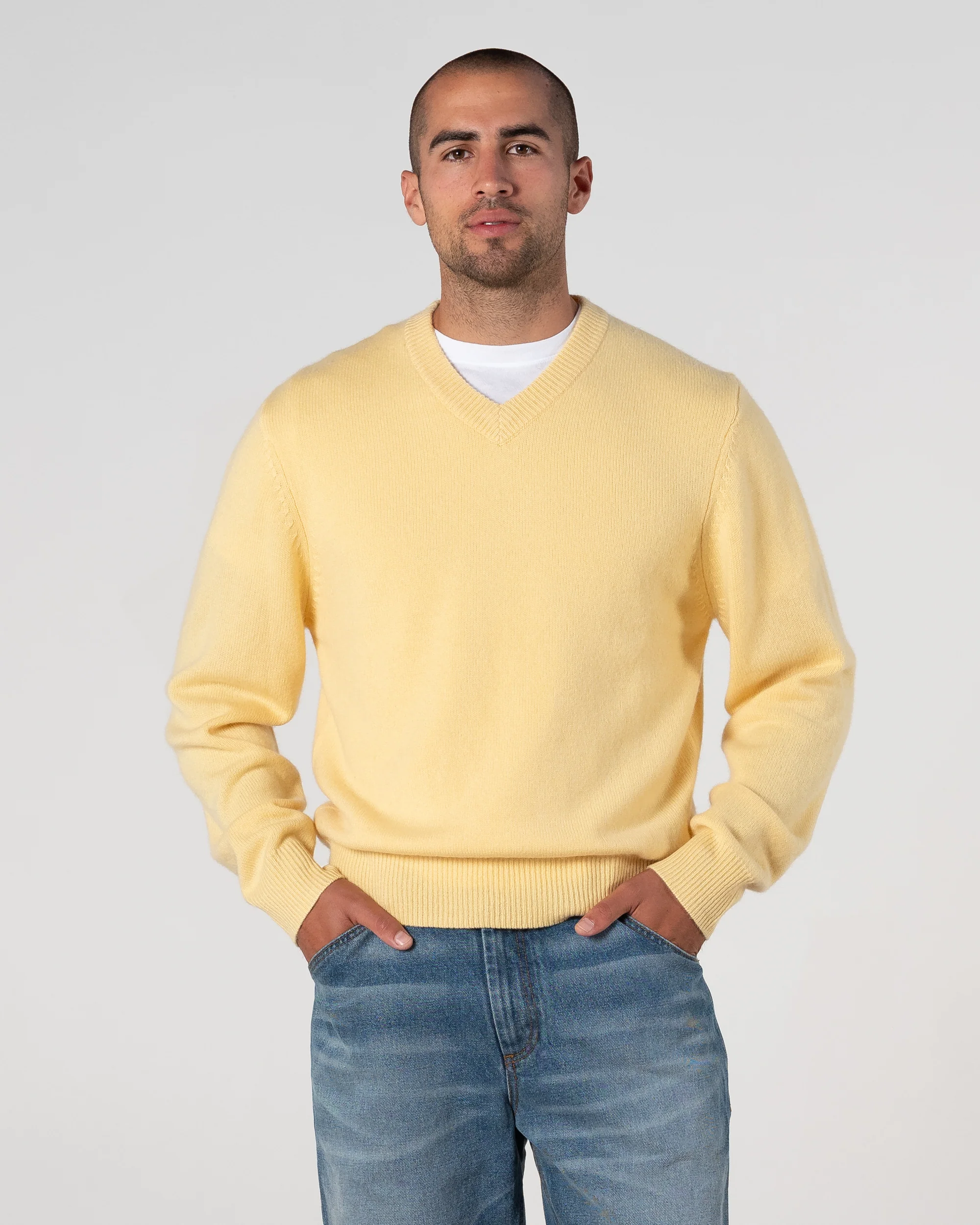 Cashmere V-Neck Knit - Image 9