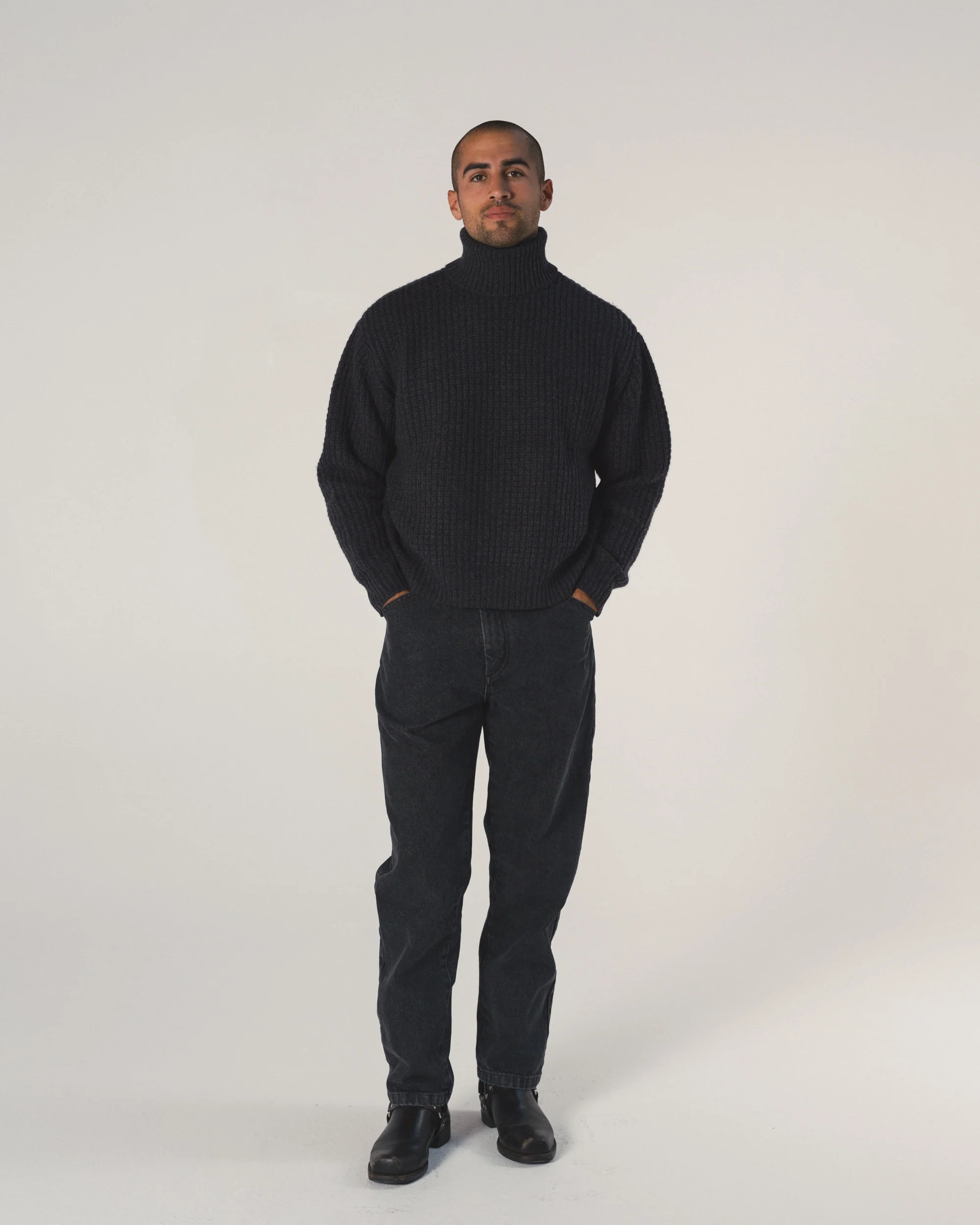 Wool Fisherman Knit Turtleneck - Image 10
